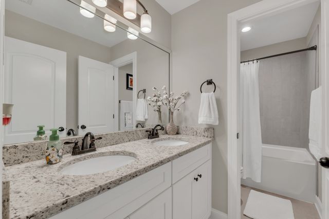 7117 Silverwood Trl, Hermitage, TN 37076