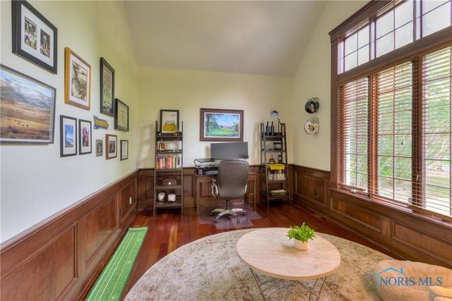 7035 Mourning Dove Court, Toledo, OH 43617