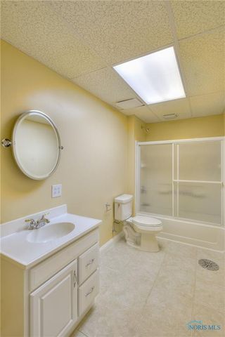 7035 Mourning Dove Court, Toledo, OH 43617