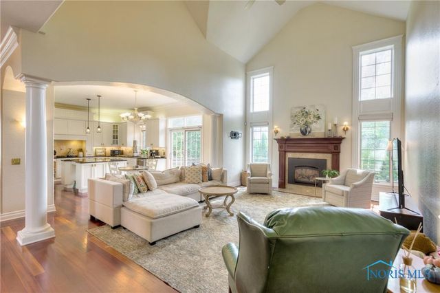 7035 Mourning Dove Court, Toledo, OH 43617