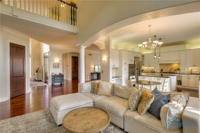 7035 Mourning Dove Court, Toledo, OH 43617