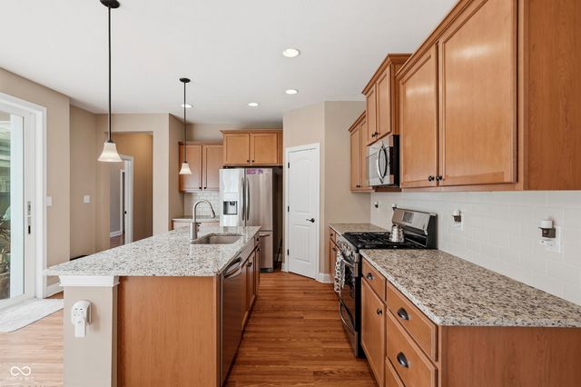 7217 Antiquity Drive, Carmel, IN 46033