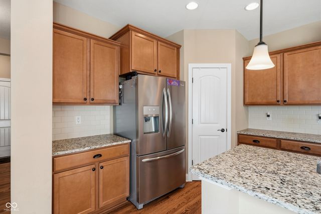 7217 Antiquity Drive, Carmel, IN 46033