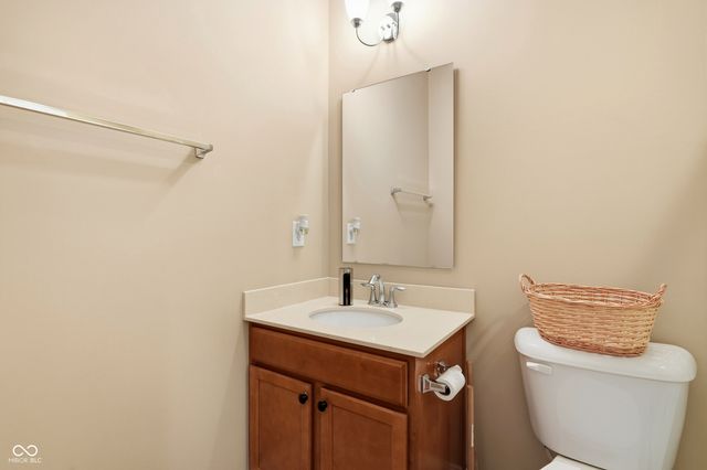 7217 Antiquity Drive, Carmel, IN 46033