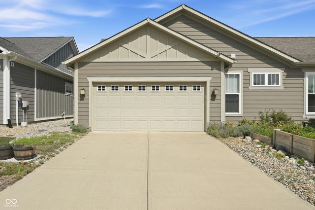 7217 Antiquity Drive, Carmel, IN 46033