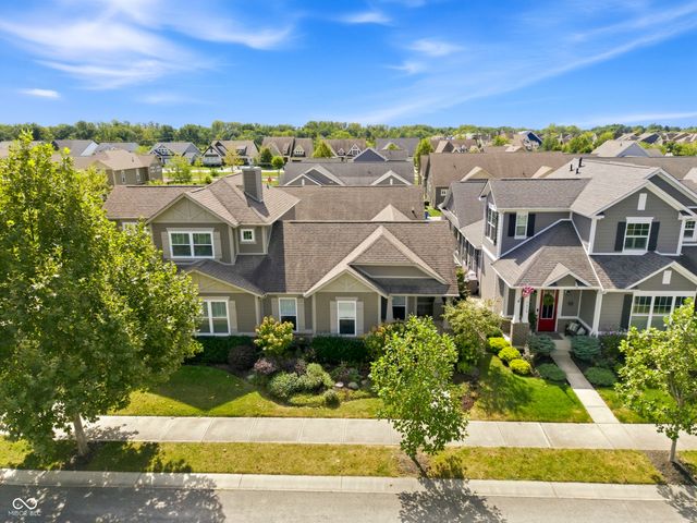 7217 Antiquity Drive, Carmel, IN 46033