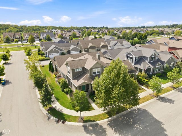 7217 Antiquity Drive, Carmel, IN 46033