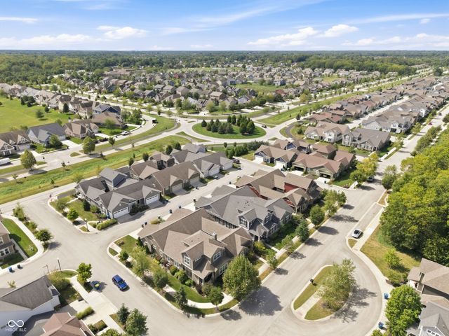 7217 Antiquity Drive, Carmel, IN 46033