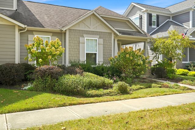 7217 Antiquity Drive, Carmel, IN 46033