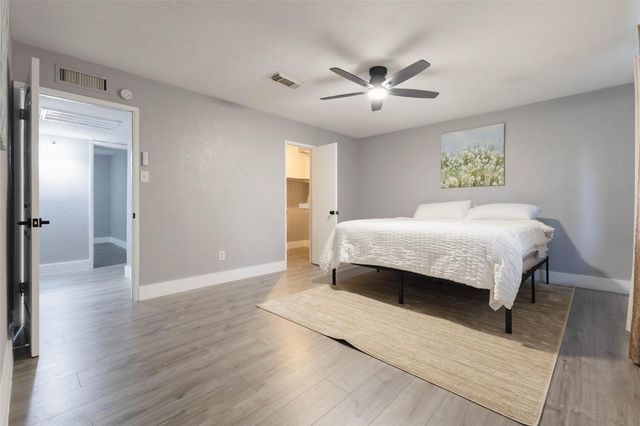 17302 S Yorkglen Drive, Houston, TX 77084
