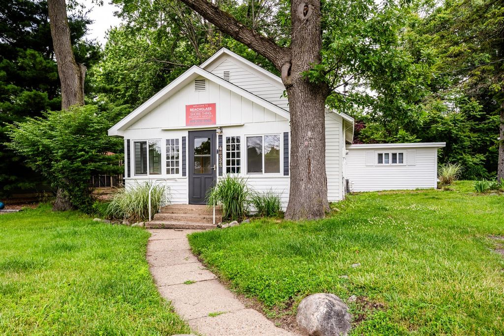46355 Grand Beach Road, New Buffalo, MI 49117