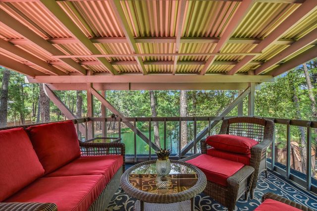 124 Broken Bow Road, La Grange, TX 78945