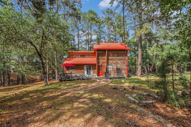 124 Broken Bow Road, La Grange, TX 78945