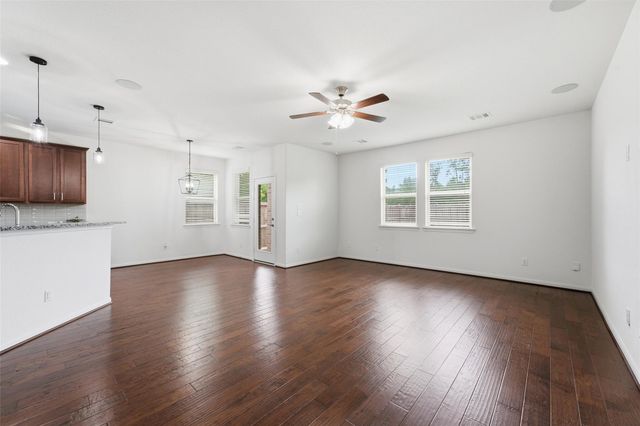 3001 Kathryn Oaks Lane, Spring, TX 77386