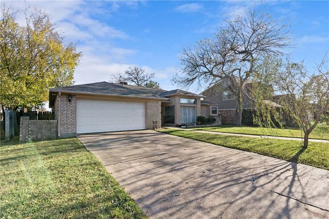1812 Rosebud Court, College Station, TX 77845