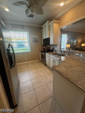 7850 Lake Sawgrass LOOP 4111, Fort Myers, FL 33907