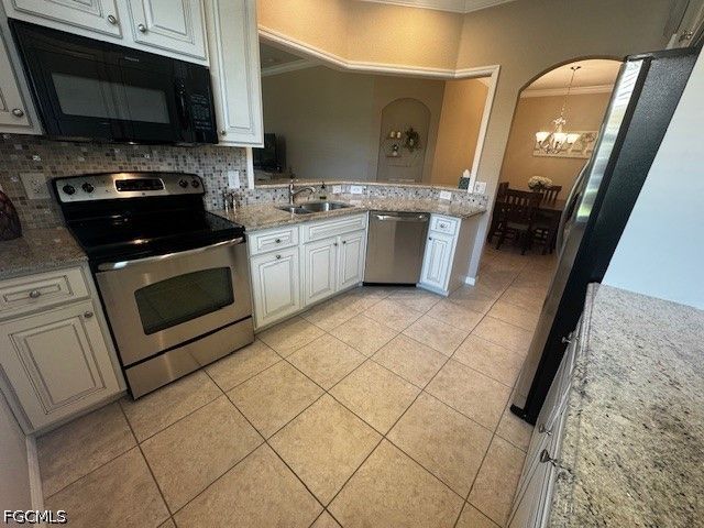 7850 Lake Sawgrass LOOP 4111, Fort Myers, FL 33907