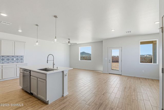 1031 Arabetto Road, Las Cruces, NM 88012