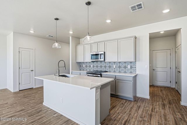 1031 Arabetto Road, Las Cruces, NM 88012