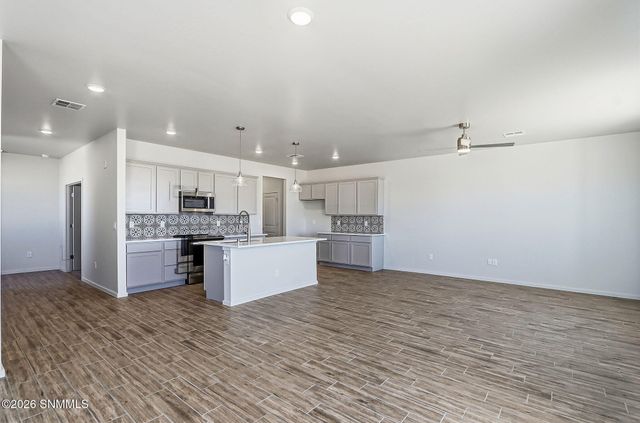 1031 Arabetto Road, Las Cruces, NM 88012