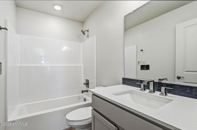 1031 Arabetto Road, Las Cruces, NM 88012