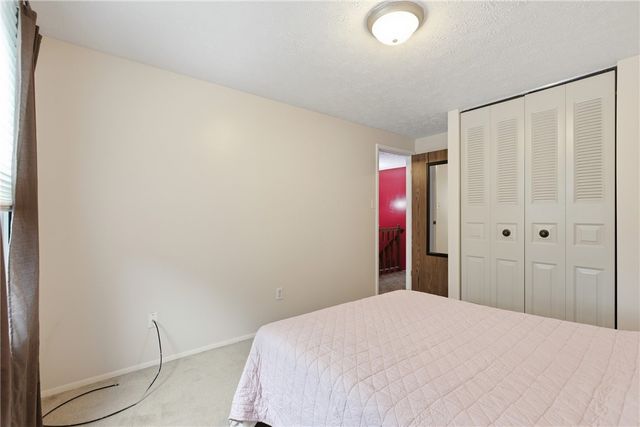 176 W Russets Circle, South Fayette, PA 15017