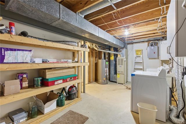 176 W Russets Circle, South Fayette, PA 15017