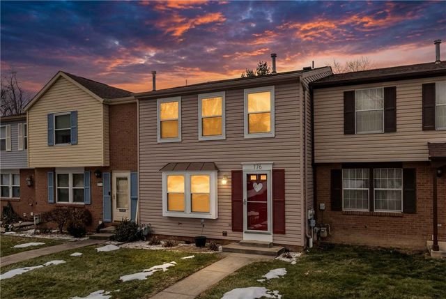 176 W Russets Circle, South Fayette, PA 15017