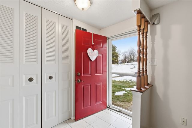 176 W Russets Circle, South Fayette, PA 15017