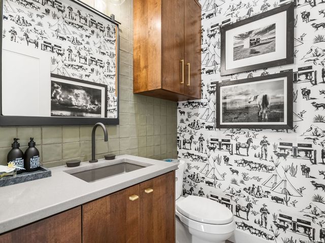 1191 Saddleback Ridge, Bandera, TX 78003