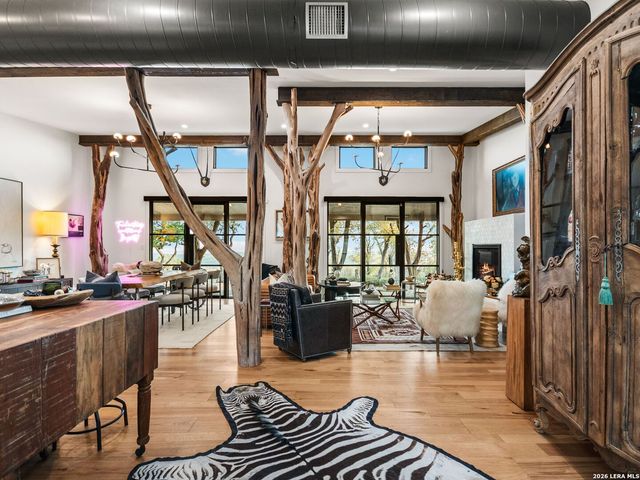 1191 Saddleback Ridge, Bandera, TX 78003