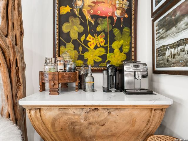 1191 Saddleback Ridge, Bandera, TX 78003