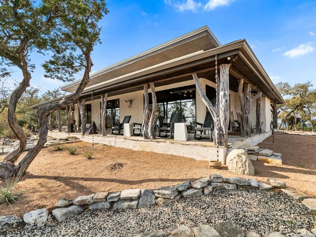 1191 Saddleback Ridge, Bandera, TX 78003