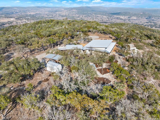 1191 Saddleback Ridge, Bandera, TX 78003
