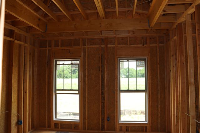 229 Harvest Moon Dr, Clarksville, TN 37043