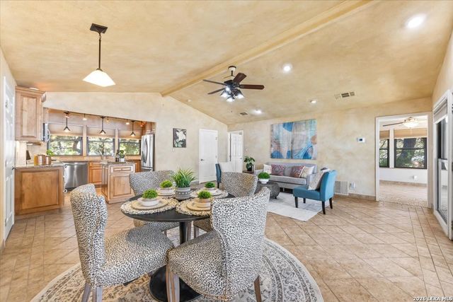 781 Lookout Dr, Lakehills, TX 78063