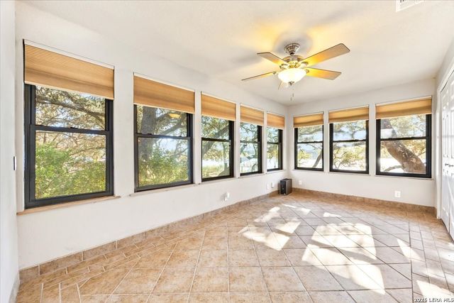 781 Lookout Dr, Lakehills, TX 78063