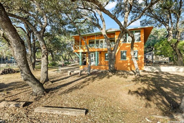 781 Lookout Dr, Lakehills, TX 78063