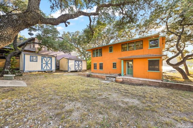 781 Lookout Dr, Lakehills, TX 78063