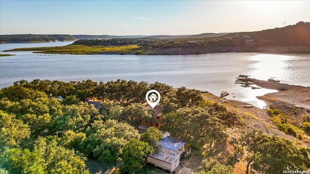 781 Lookout Dr, Lakehills, TX 78063