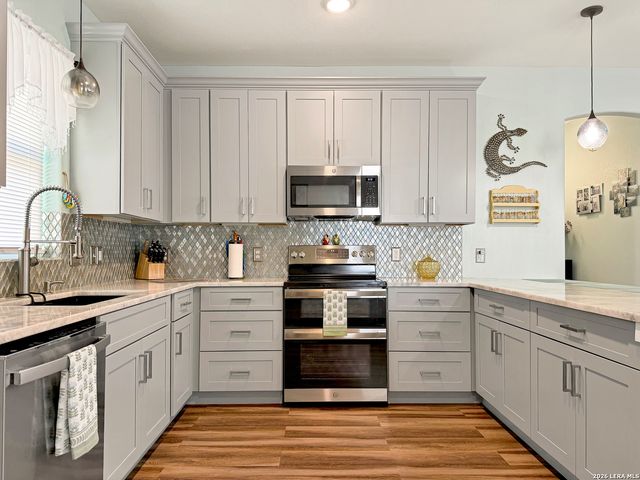 2872 Lakeview, Canyon Lake, TX 78133