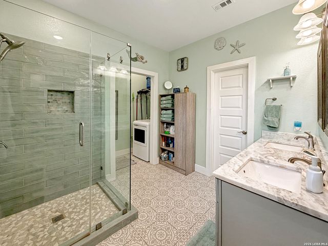 2872 Lakeview, Canyon Lake, TX 78133