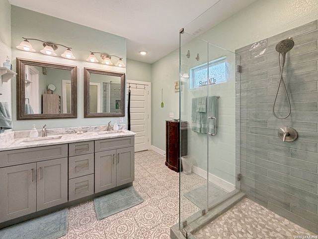 2872 Lakeview, Canyon Lake, TX 78133