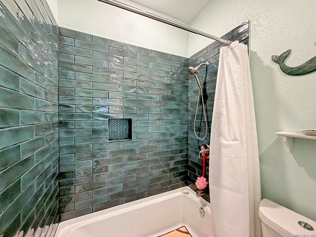 2872 Lakeview, Canyon Lake, TX 78133