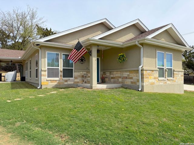 2872 Lakeview, Canyon Lake, TX 78133