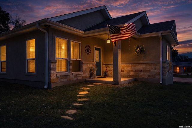 2872 Lakeview, Canyon Lake, TX 78133