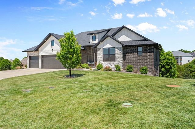 5961 S Doubletree Court, Springfield, MO 65810
