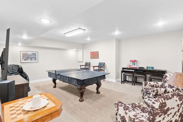 5961 S Doubletree Court, Springfield, MO 65810