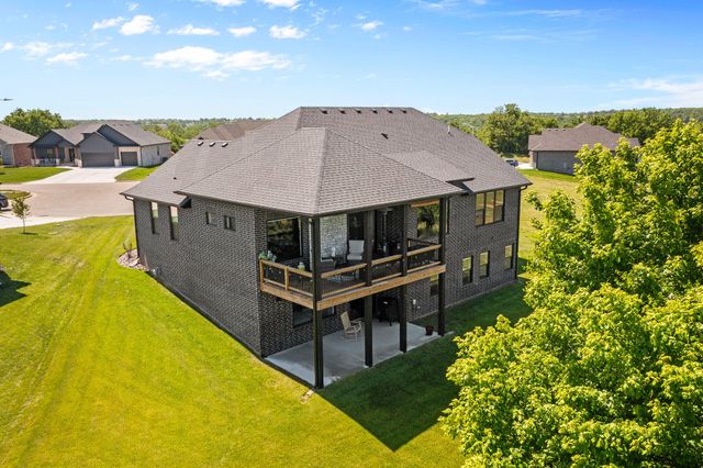 5961 S Doubletree Court, Springfield, MO 65810
