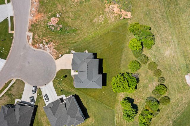 5961 S Doubletree Court, Springfield, MO 65810